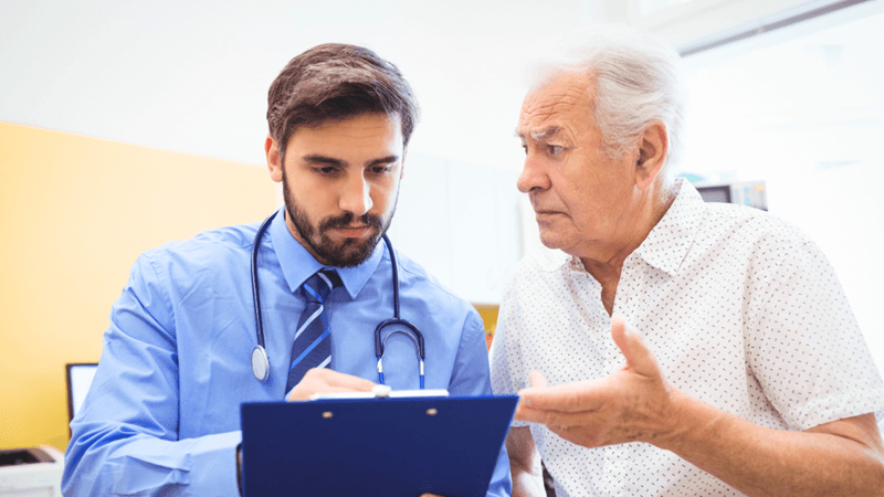 便秘の原因を探る診察